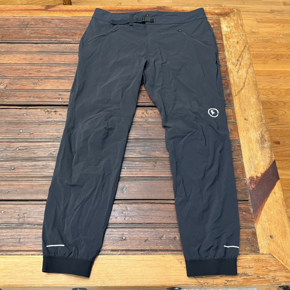 Backcountry Slickrock Pants Womens XL Black Recycled Nylon Hiking Joggers Belted